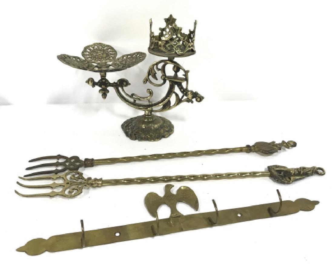 Lot 4 Brass Toned Metal Tabletop Accessories (1 of 7)