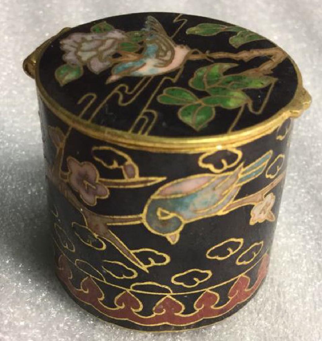 Cloisonne Hinged Lidded Pill Box (1 of 9)
