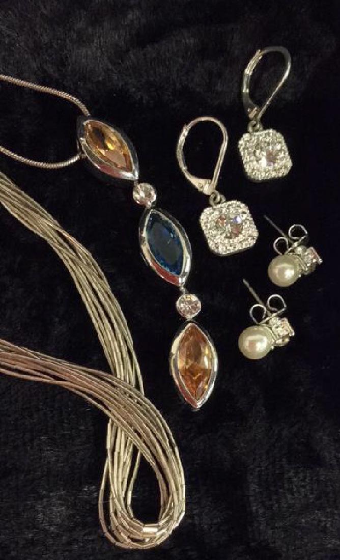 Lot 4 Assorted Women’s Estate Jewelry (1 of 9)