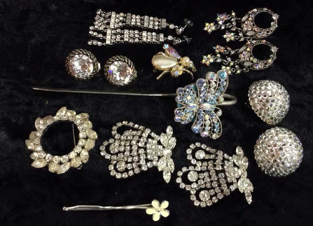 Lot 9 Women’s Vintage Rhinestone Costume Jewelry (1 of 10)