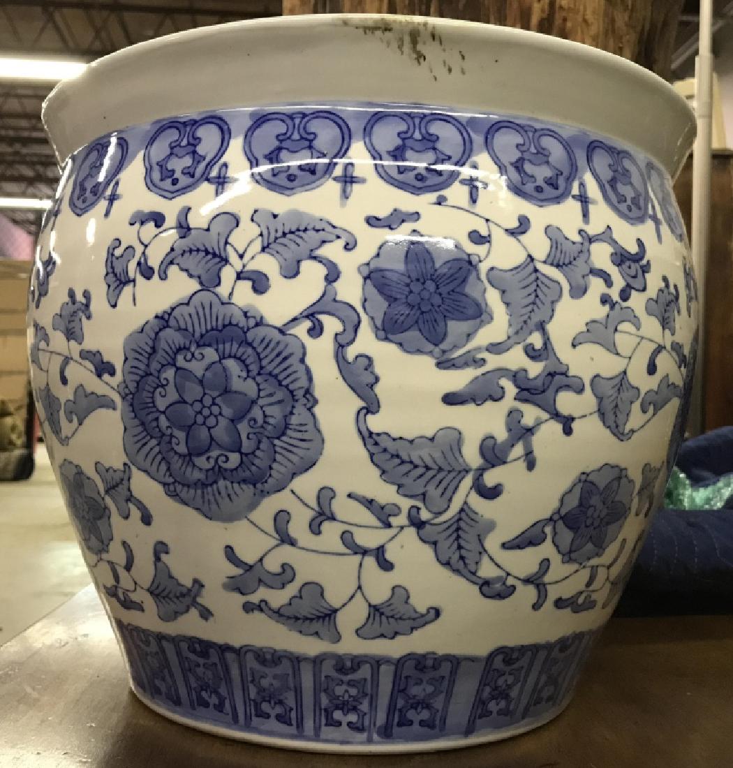 Floral Detailed Oriental Porcelain Planter (1 of 8)