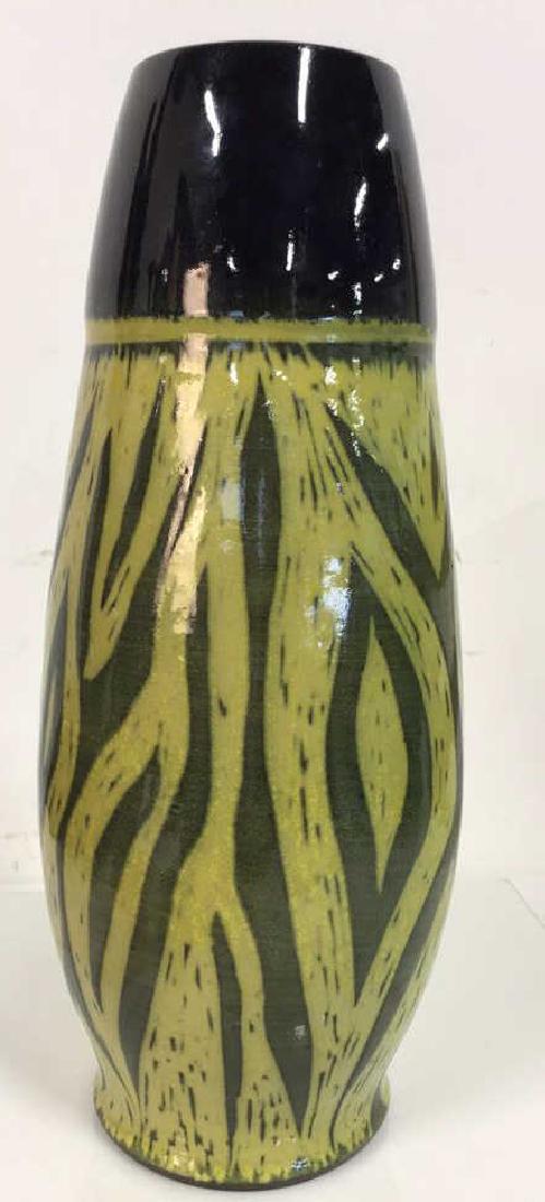 Japanese Stoneware Ceramic Vase Signed (1 of 8)