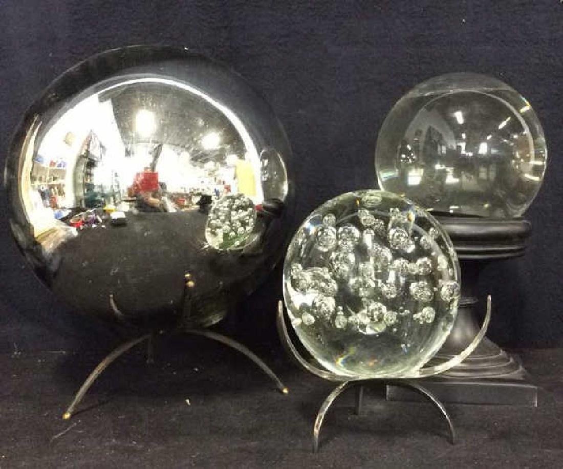 Lot 3 Gazing Balls W Stands ecor (1 of 10)