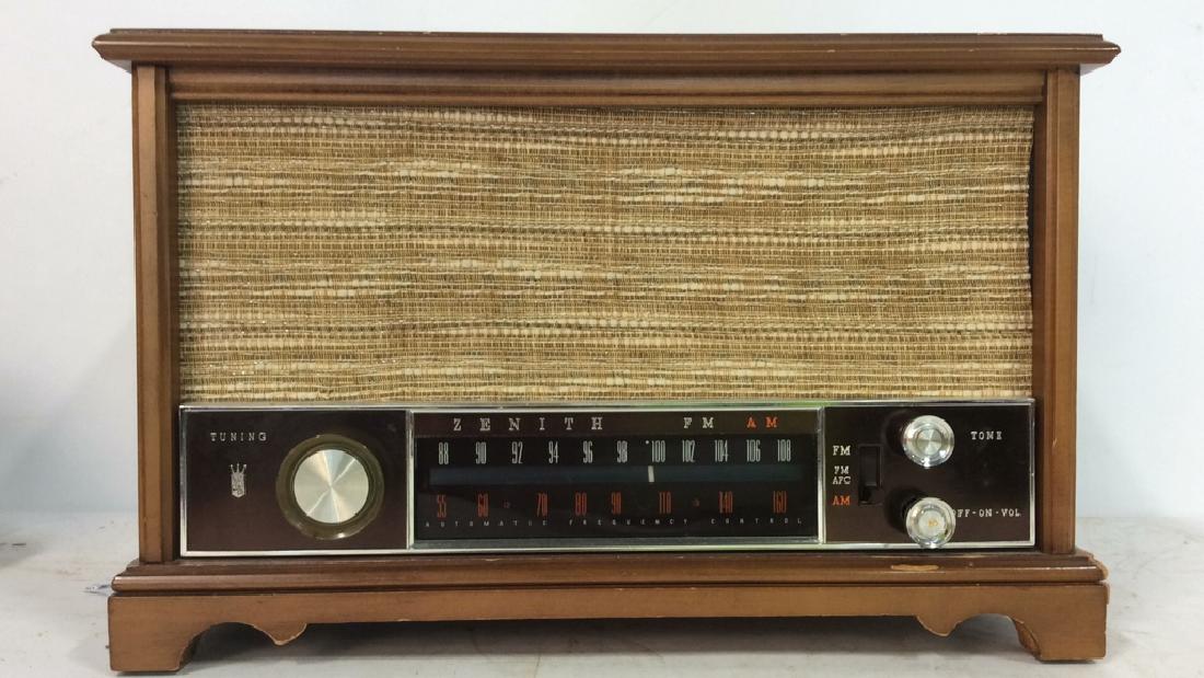 Vintage Zenith Long Distance Tube Radio K731 (1 of 8)