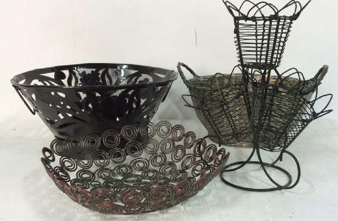 Lot 4 Assorted Metal Wire Tabletop Accessories (1 of 9)
