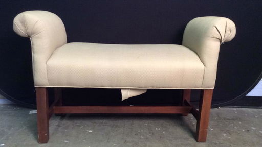 Ethan Allen Cream Toned Bedroom Bench Aug 08 2018 The Benefit
