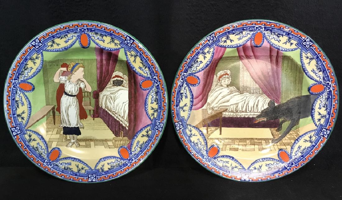 Lot 2 Decorative WEDGWOOD Porcelain Plates (1 of 11)