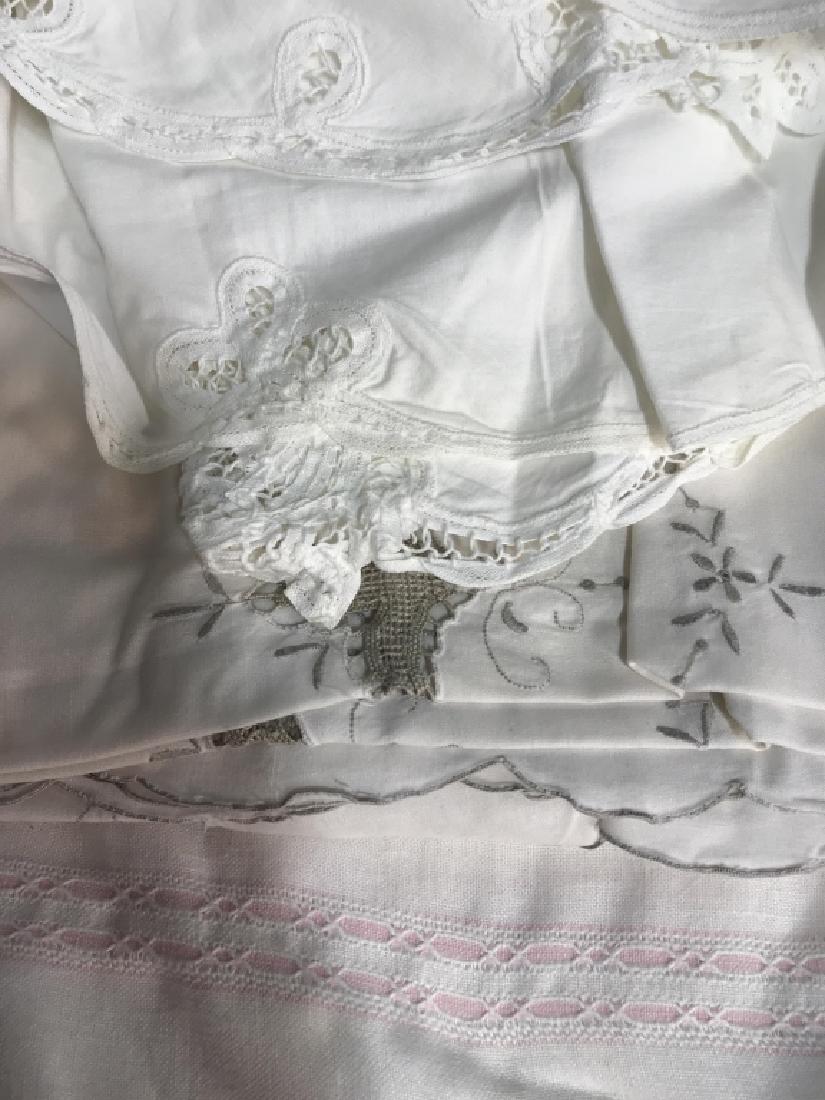 Group Lot Assorted Vintage Linens (1 of 5)