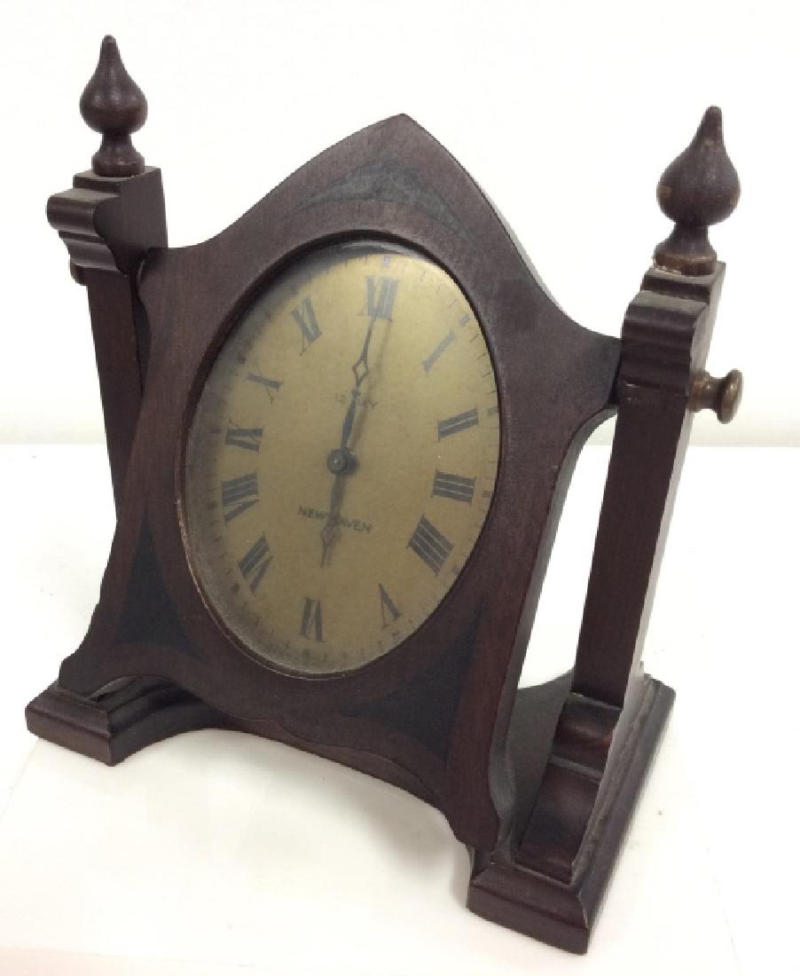 Vintage New Haven Wood Swivel Mount Desk Clock (1 of 7)