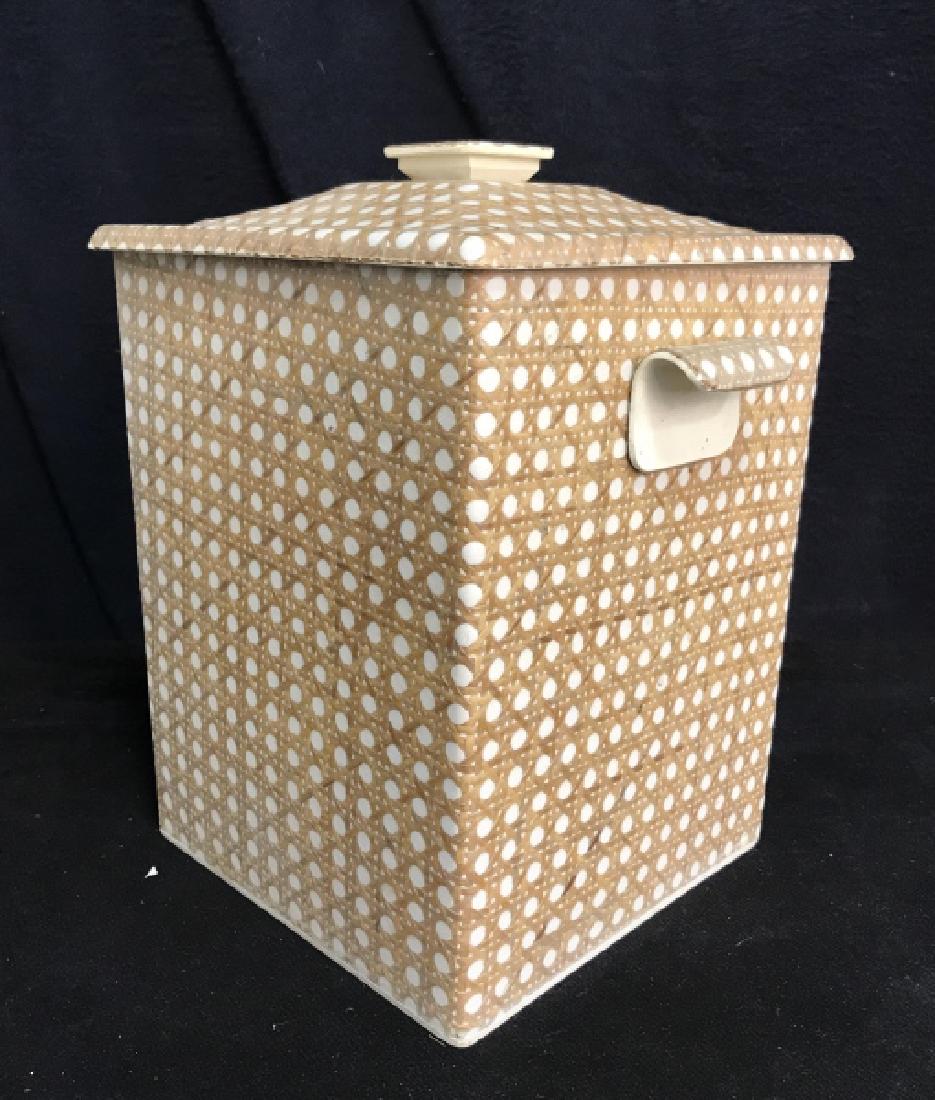 Trellis Designed Linnen Lidded Box (1 of 8)