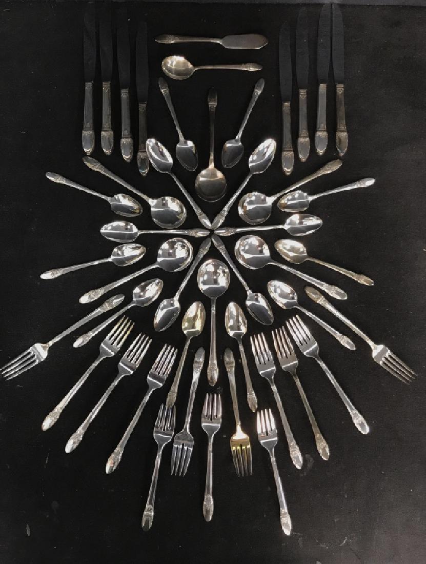 Lot 45 1847 Rogers Bros IS First Love SP Flatware (1 of 6)