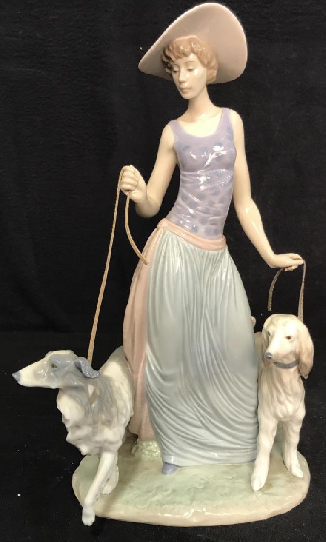 Porcelain LLADRO Lady With Dogs