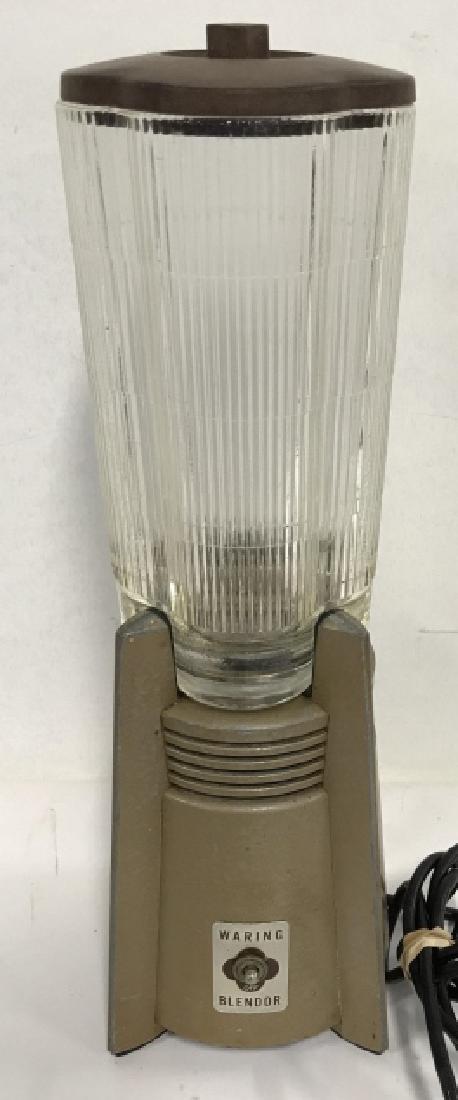 Vintage WARING BLENDOR Atomic Rocketship (1 of 10)