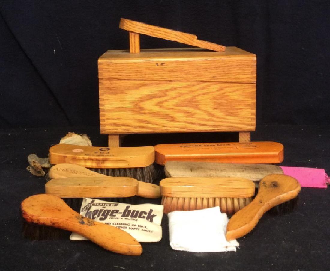 Vintage Shoe Shine Box w 9 Accessories (1 of 13)