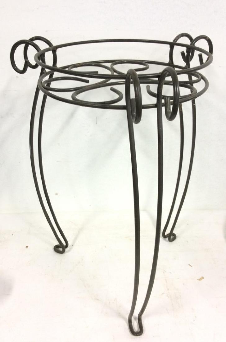 Curling Metal Plant Stand (1 of 5)