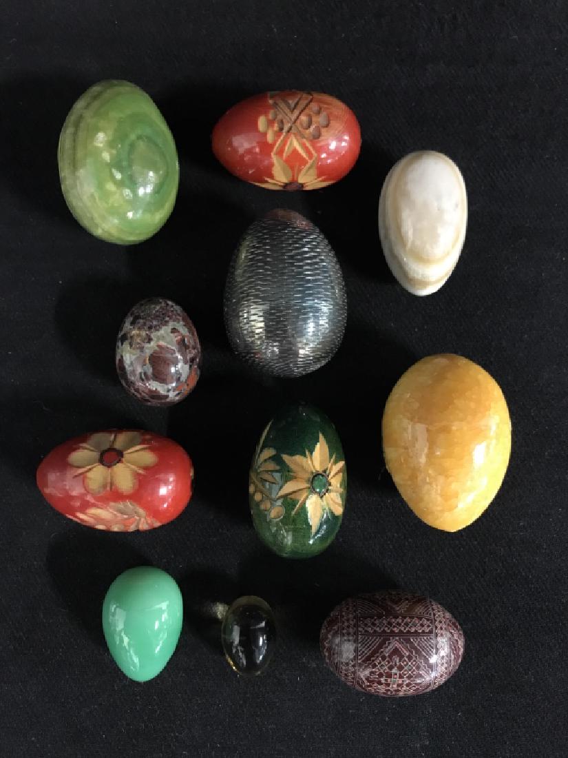 Lot 11 Eggs In Various Materials Colors And Sizes (1 of 4)