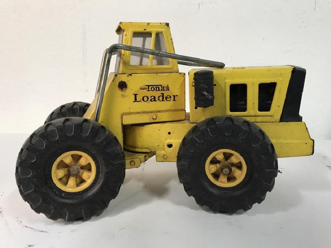 antique metal tonka trucks