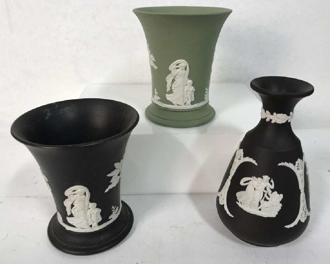 Lot 3 Porcelain Wedgwood Jasperware Vases (1 of 9)