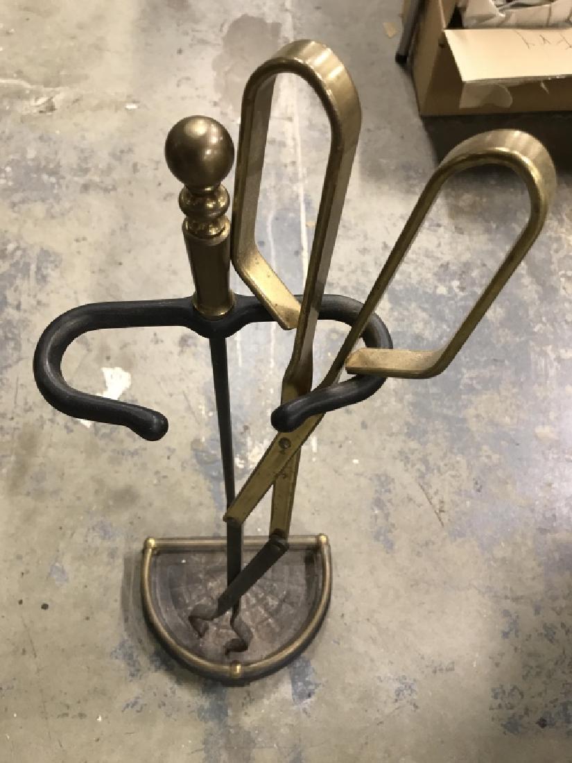 Lot 2 Metal Firepit Stand w Grabber (1 of 8)