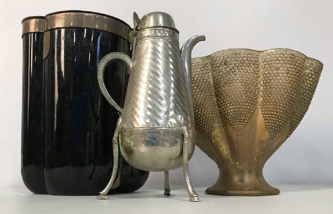 Three Vintage Tableware Vessels Collectibles (1 of 18)