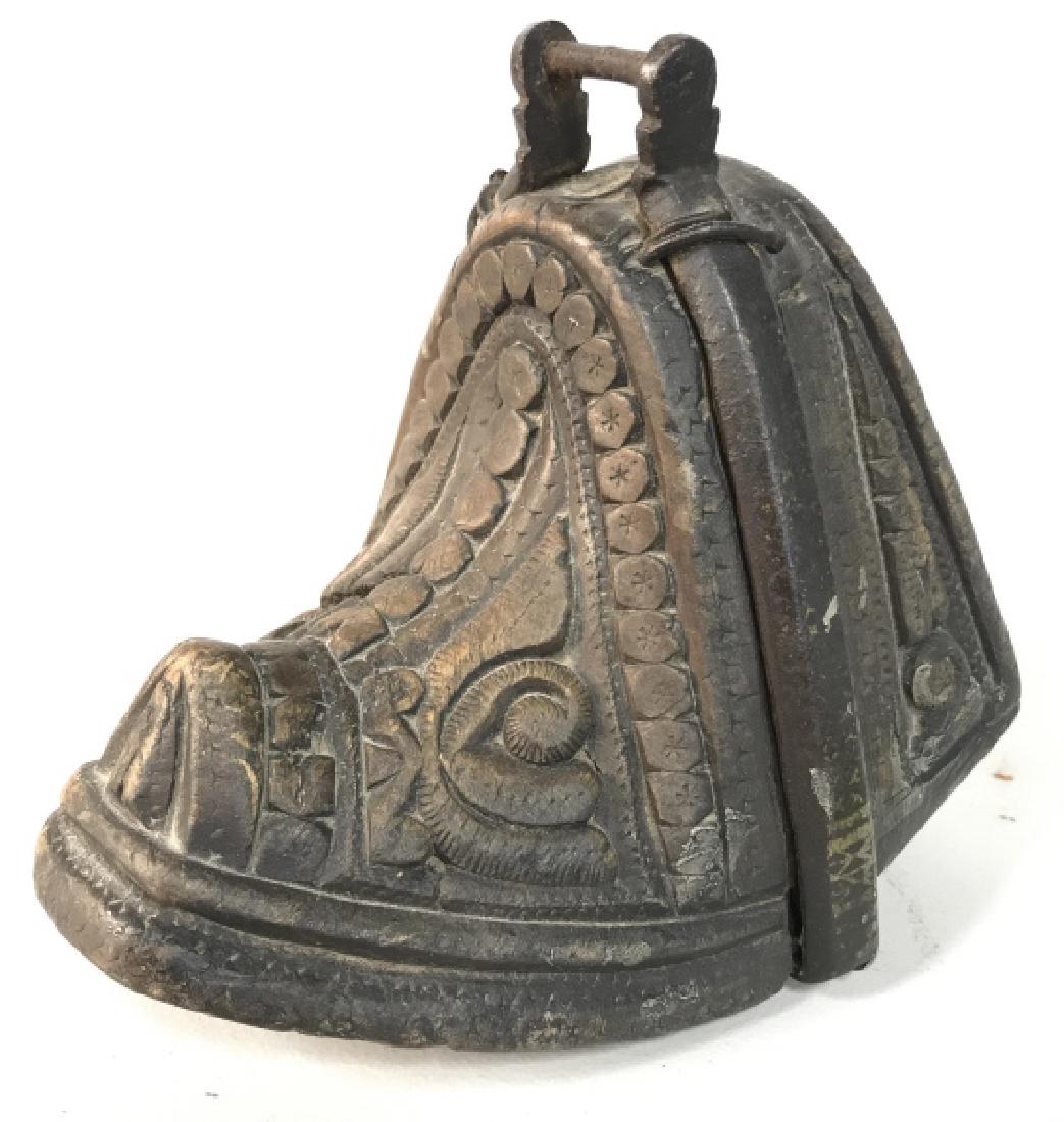 Early Carved Wood Riding Stirrup (1 of 8)