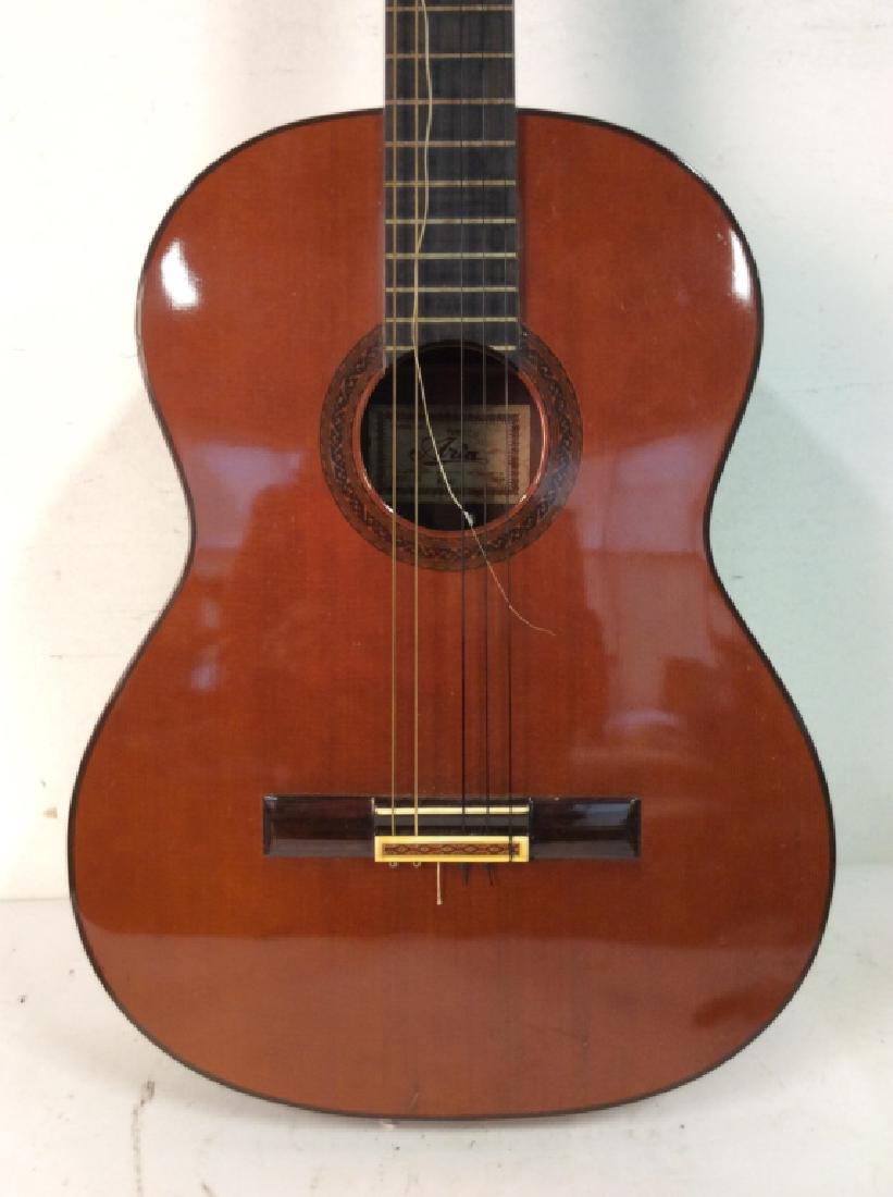 ARIA  Acoustic Guitar W Case (1 of 9)