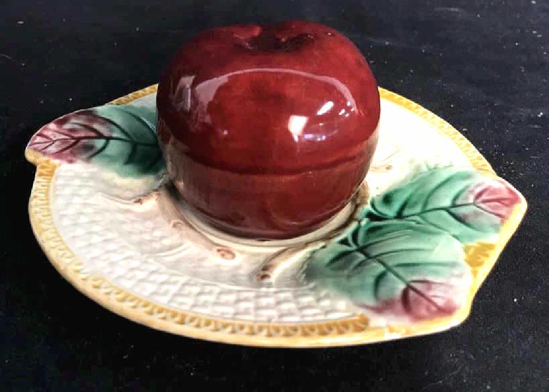 LEAR Signed Apple Butter Plate Majolica (1 of 9)