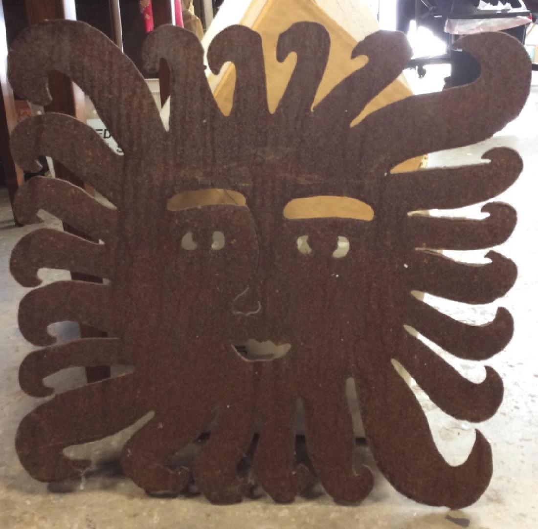 Outdoor Metal Sun W Face Decor (1 of 3)