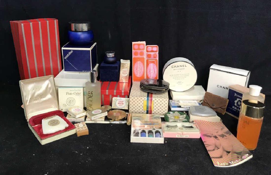 Odd Ball Collection Vintage Ladies Beauty (1 of 12)