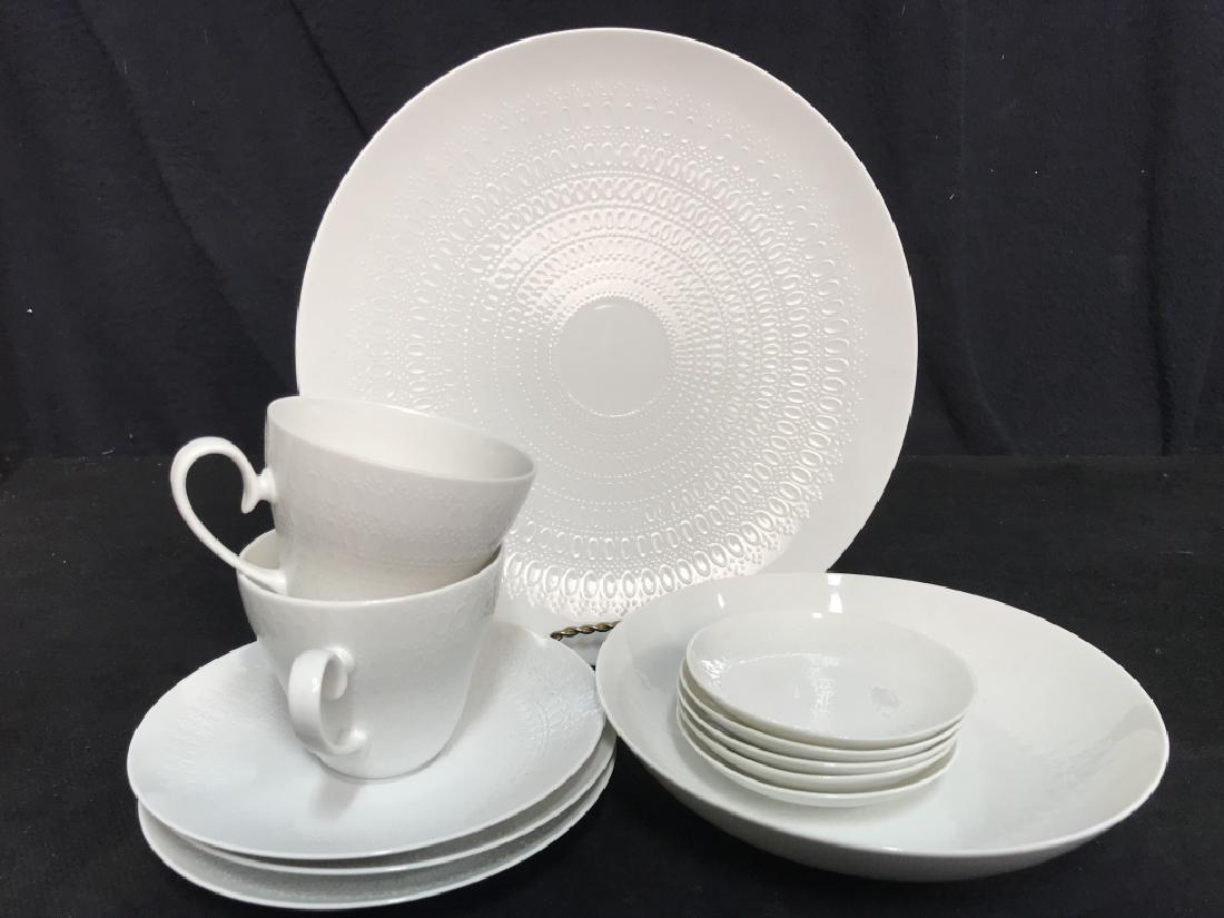Group Lot Partial Table Service ROSENTHAL Germany: Group Lot Partial Table Service ROSENTHAL in White including 1 dinner plate, 2 tea cups, 3 saucers, 1 salad bowl, and 5 Demitasse saucers, largest measures approx 10 in diameter, dinnerplate marked RO