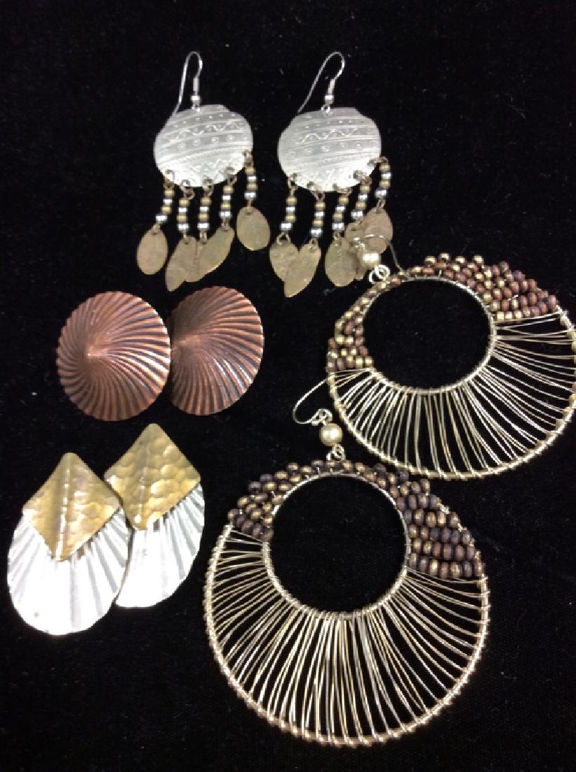 Lot 4 Metal Pierced Earrings (1 of 9)