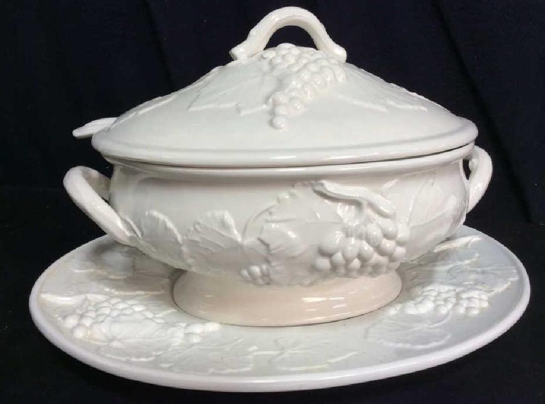 ELIOS White Ceramic Tureen w Underplate, Italy (1 of 9)