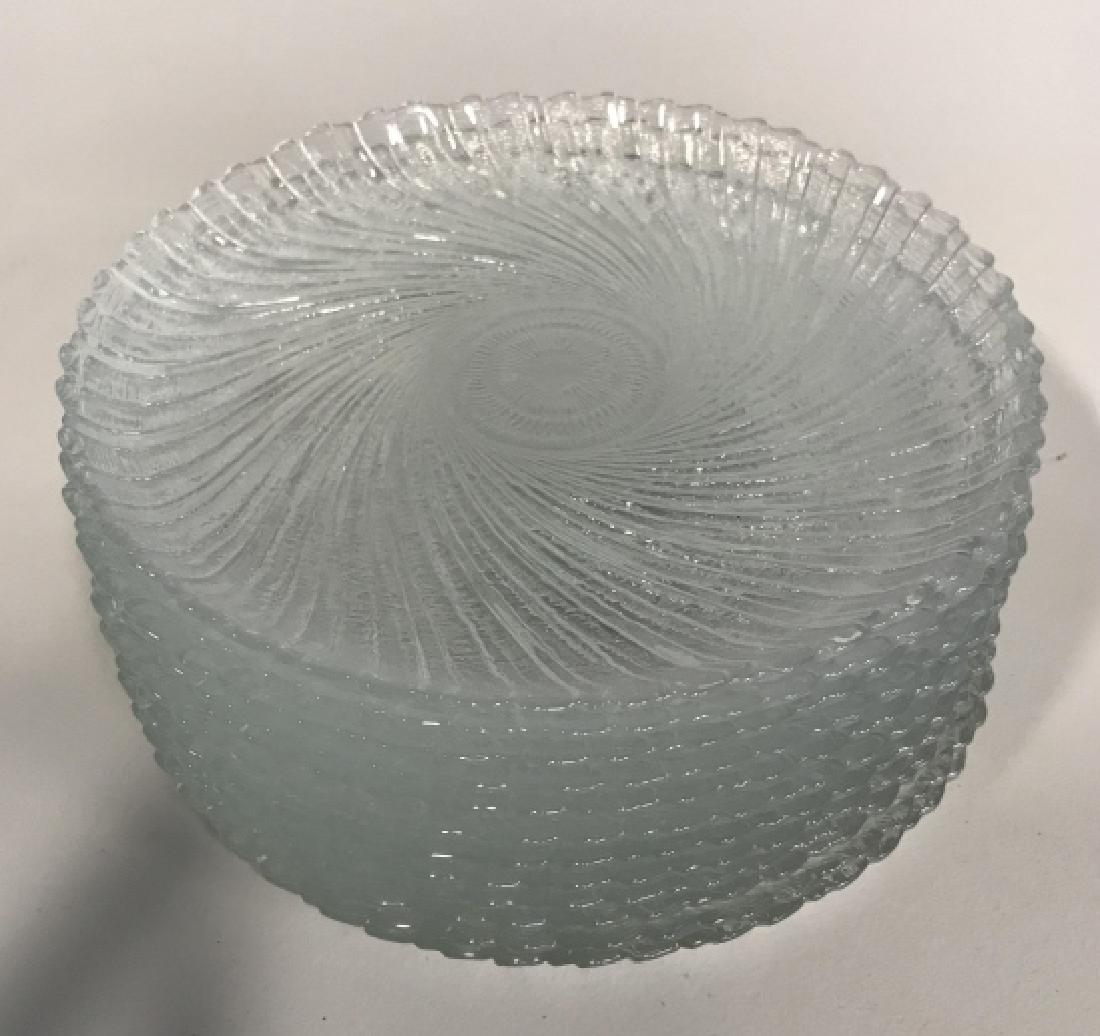 Swirl Pattern Glass Plate Set