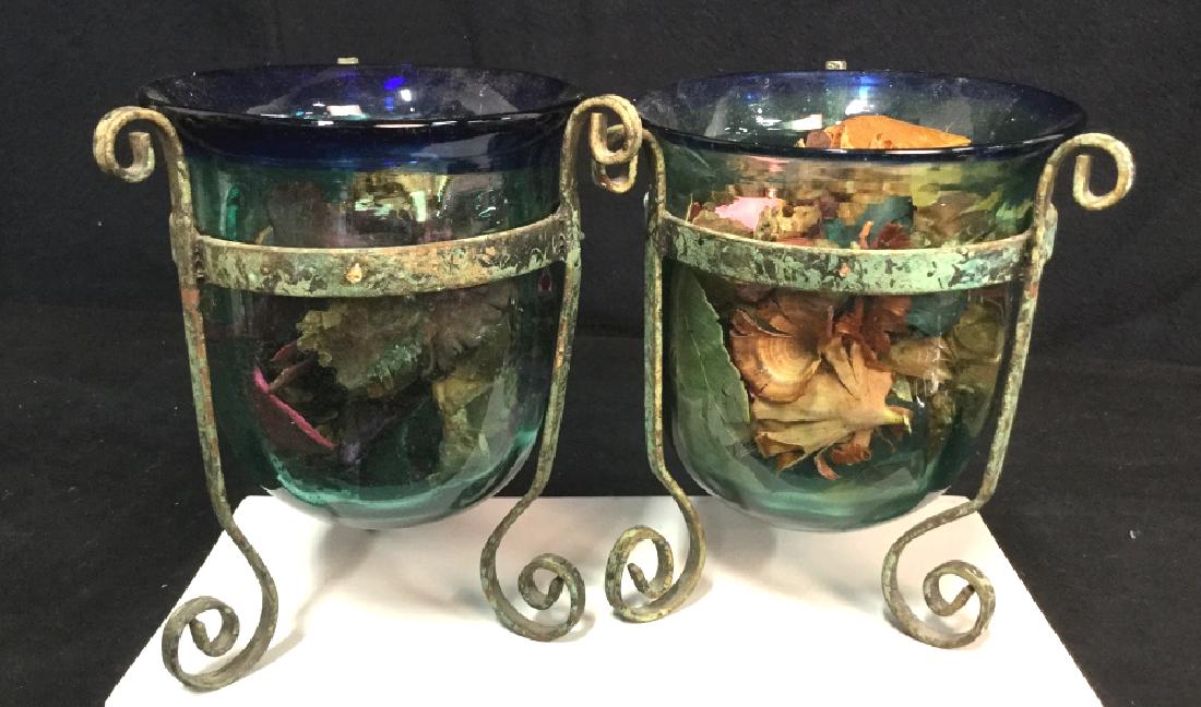 Pair of Pot Pourri Decorative Urns (1 of 8)
