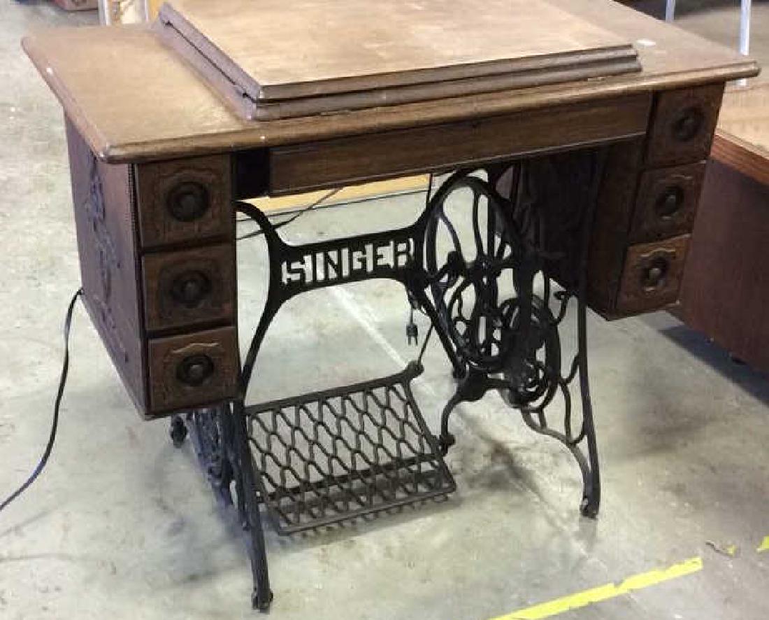 Iron and Oak Sewing Table w Machine (1 of 13)