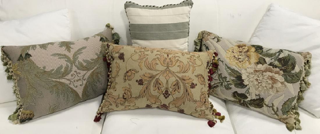 Lot 4 Luxury Upholstered Throw Pillows (1 of 10)