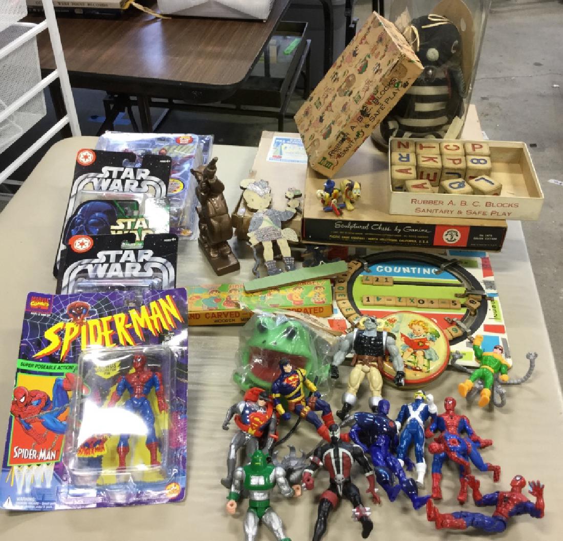 Vintage Group Lot of Children’s Toys (1 of 16)