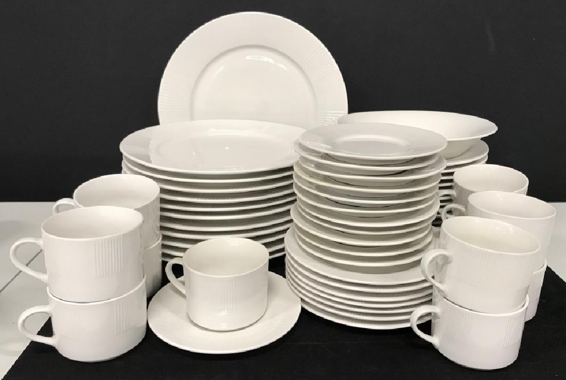 ONEIDA Sunrise Style Partial Dinner Service (1 of 20)