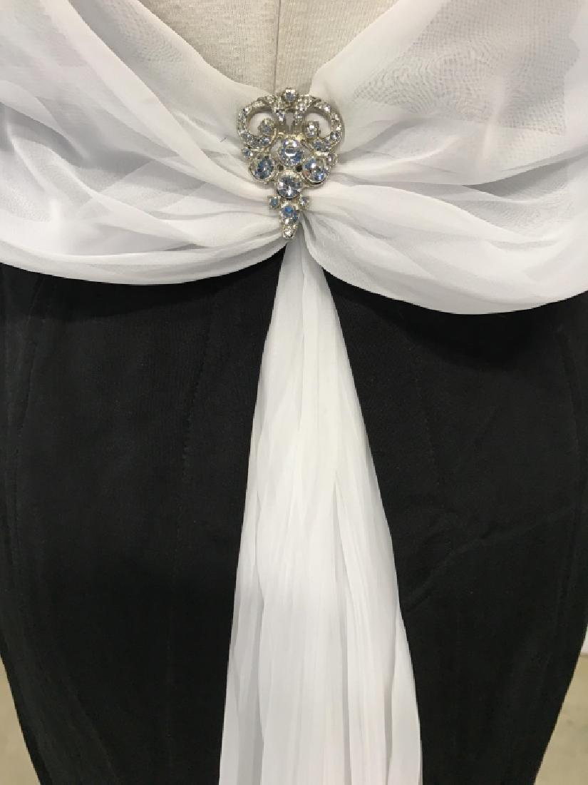 Tadashi Ladies Evening Gown (1 of 11)