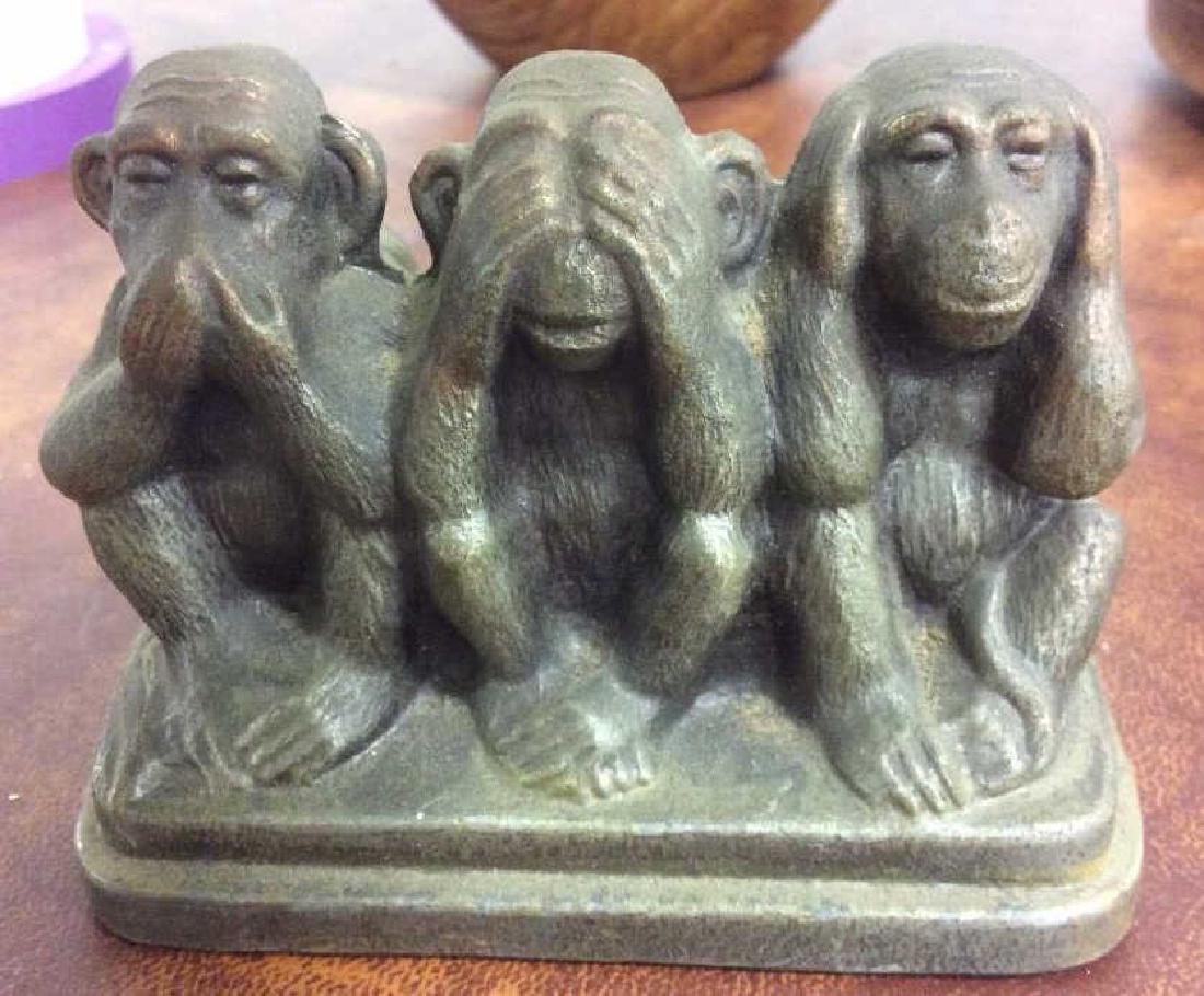 Vintage Figure of Monkeys (1 of 7)