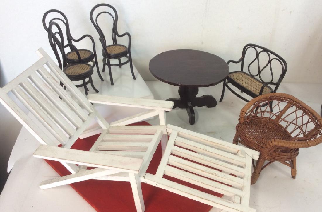 Group of Miniature Doll House Furniture (1 of 13)