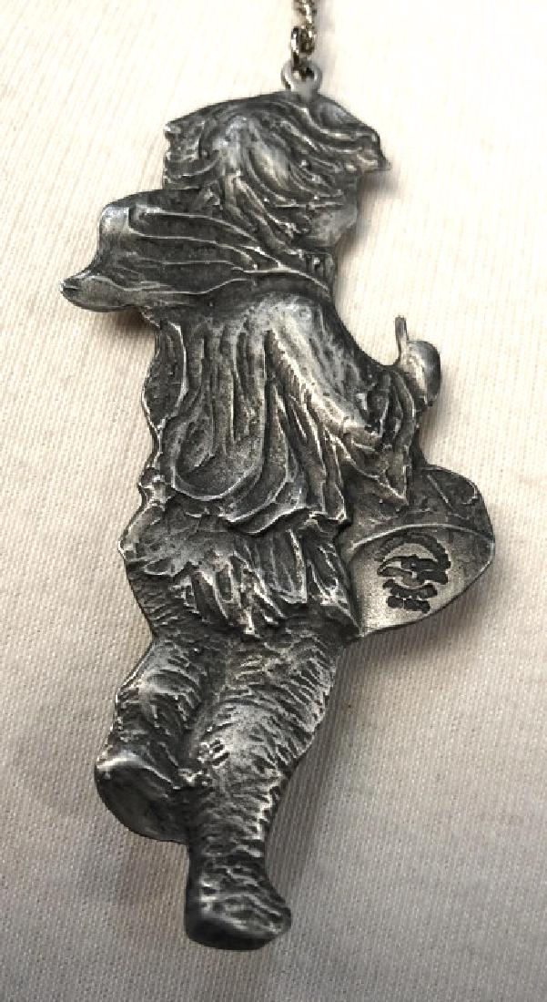 Vintage Smiling Drummer Boy Pendant Necklace: Vintage Smiling Drummer Boy Pendant Necklace, pendant figural of drummer boy, Indistinctly marked on reverse, possibly says pewter, 3 1/2 in, 18 in chain necklace, good condition, Vintage, Estate, Cos