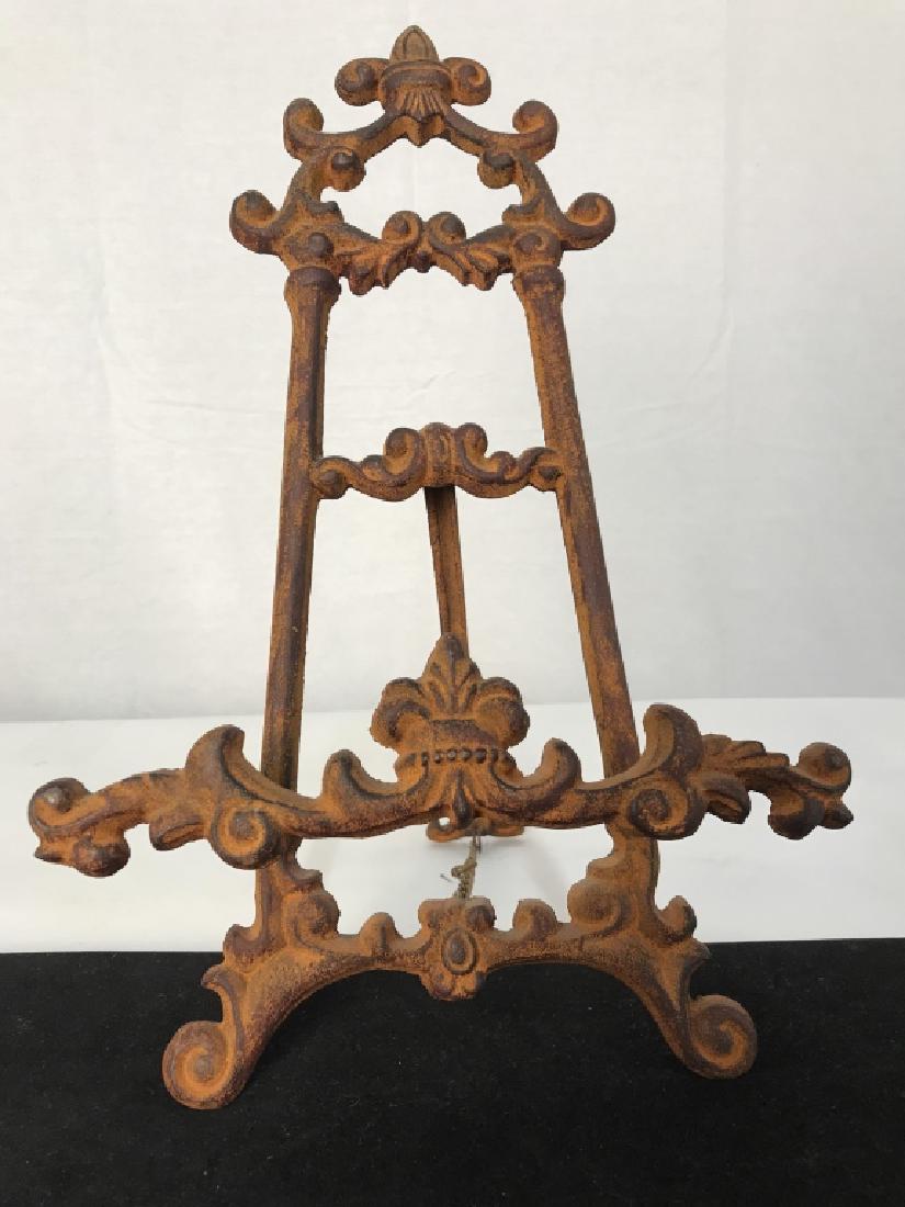 Vintage Metal Aisle Picture Stand: Vintage Metal Aisle Picture Stand, Victorian Style, 9 in x 15 1/2 in, rust overall, Collectible Tableware, Picture Frame Utensils, Desk Ware, Victorian Style Collectibles, 5
