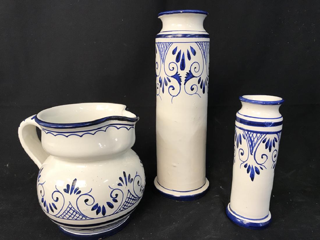Lot 3 Italian Ceramic Tabletop Accessories (1 of 8)