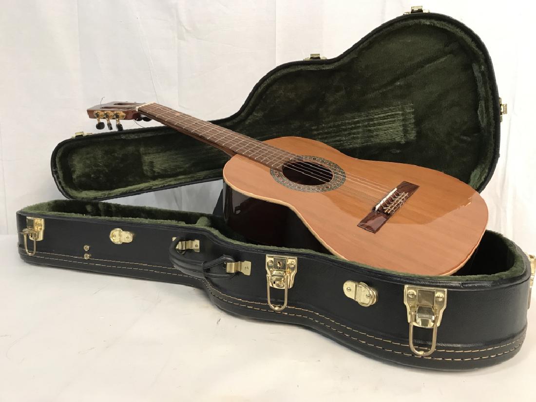 Ruben Flores Artesania Guitar, Spain (1 of 13)