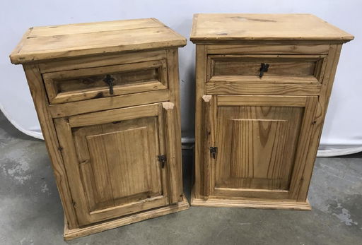 Pair Pottery Barn Scrubbed Pine Bedside Cabinets Mar 20 2019