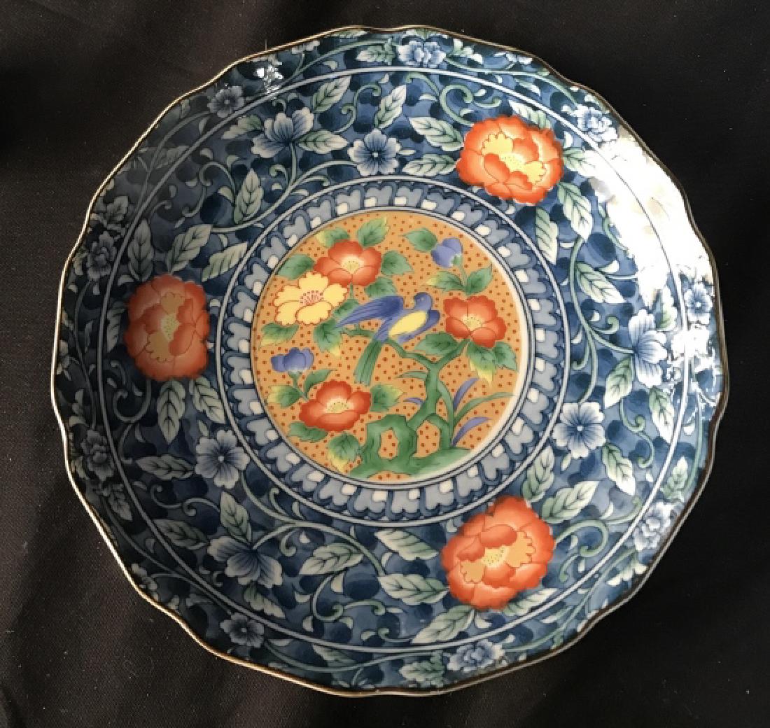 Asian Bird Theme Plate Signed: Porcelain plate signed underside w Asian characters, tableware, asian arts and crafts, decorative accessories, tabletop accessories. measures diameter 7.5 inches