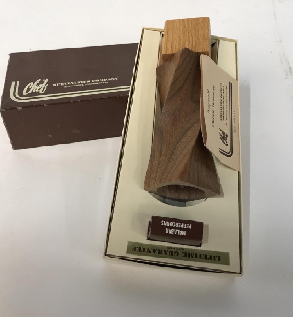 Vintage Wooden Boxed Pepper Grinder: Vintage Wooden Boxed Pepper Grinder, 9 1/4 in x 4 in, original Box, Chef Specialties Company, smethport Pa, includes a small box of Malabar peppercorns, actual grinder is 7 in 2 in square, Kitchen Ute