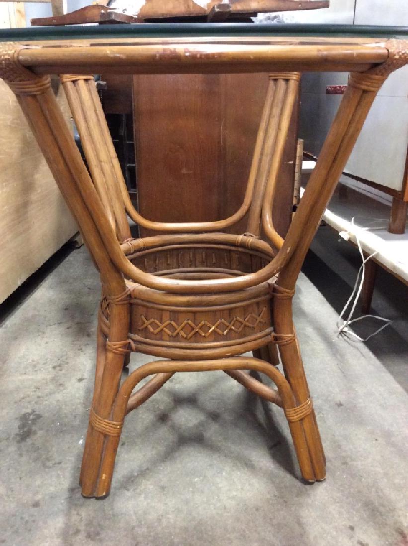 Glass Top Kitchen Table W Bent Wood Base: Glass Top Kitchen Table W Bent Wood Base. Kitchen table, breakfast table, Patio table, glass top measures app 36 in in diameter, measures app 29 in tall. 4