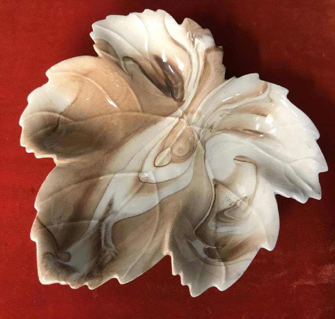 Vintage Ceramic Trinket Dish Stylized as Leaf: Vintage Ceramic trinket / catch all / serving dish stylized as a leaf. Dish is swirled brown and cream in tone. Measures approx 7 inches by 6.5 inches in length and width, 2 inches in height. Vintage